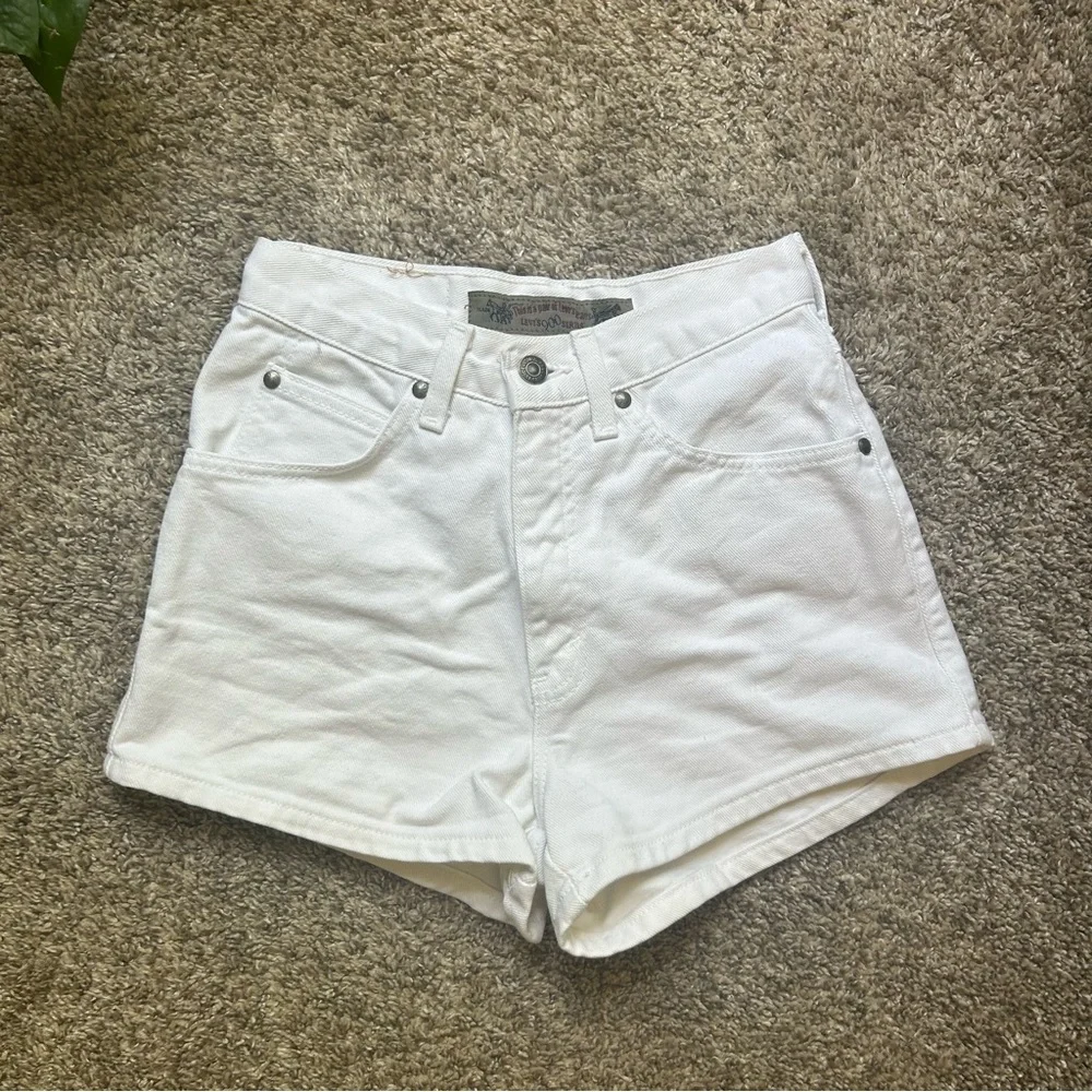 High-Waist White Denim Women’s Shorts - Picture 6 of 13